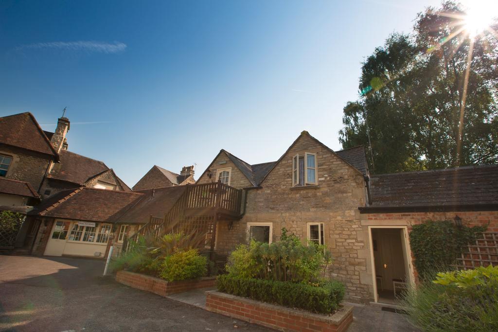 The Talbot Inn Cirencester Exterior foto