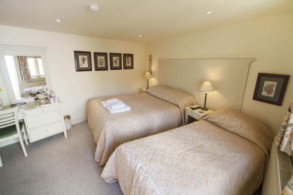 The Talbot Inn Cirencester Zimmer foto