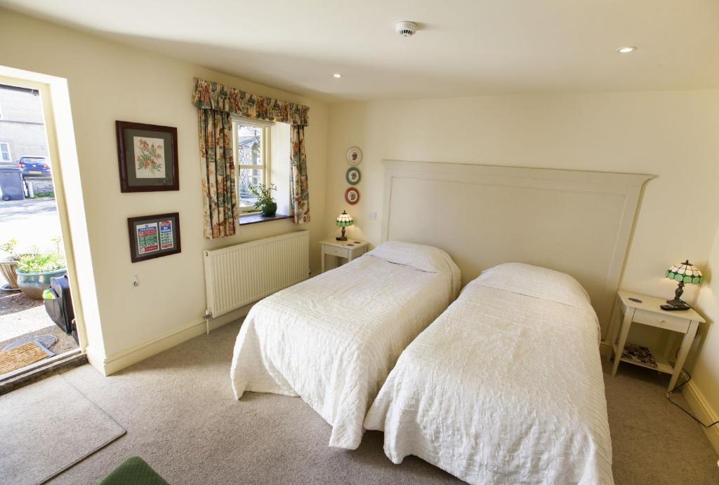 The Talbot Inn Cirencester Zimmer foto