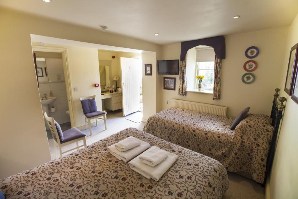 The Talbot Inn Cirencester Zimmer foto